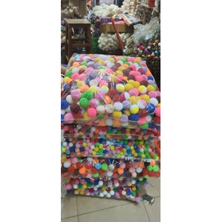 Bịch 10 cục pompom đủ màu có nhiều size
