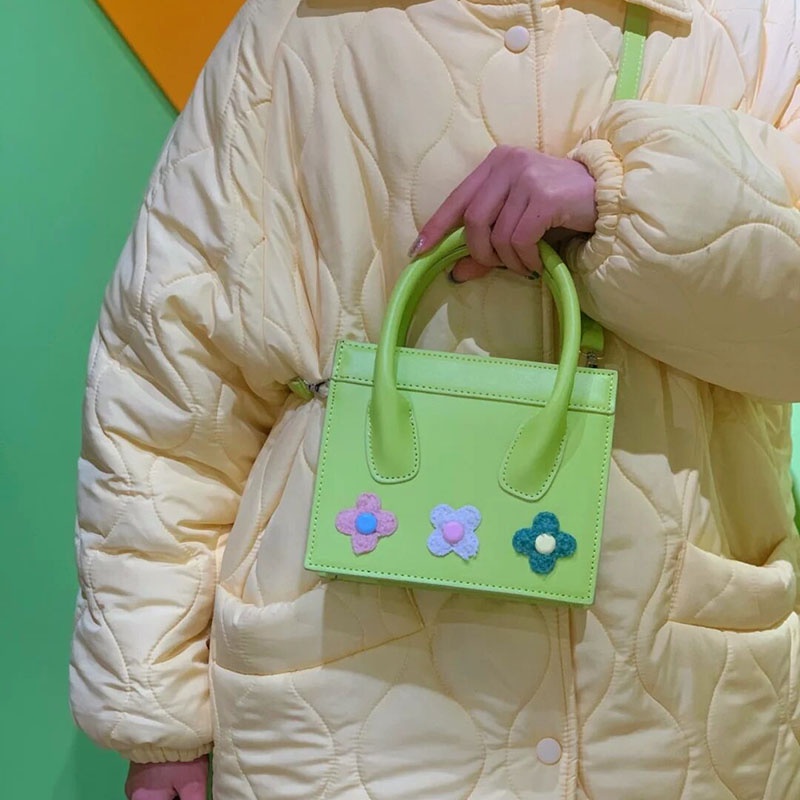 Túi Đeo Vai Nhỏ Gọn Họa Tiết Hoa Dễ Thương Thời Trang Cho Nữ 2022