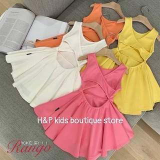 Váy bé gái hở lưng
