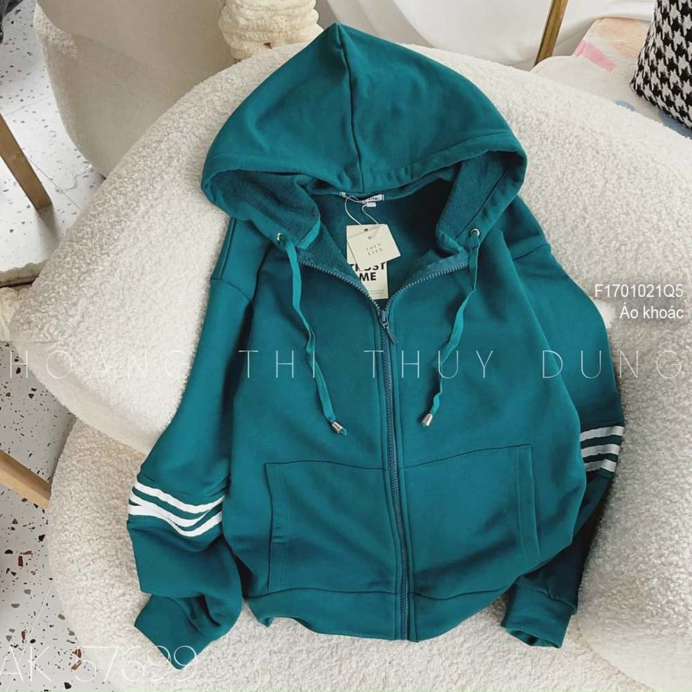 Áo khoác thun da cá có nón kéo khóa đắp túi trước tay dài phối viền sọc!