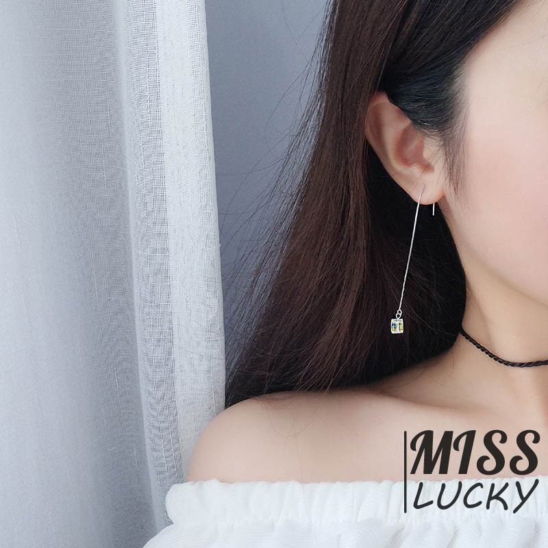 Khuyên tai nữ kiểu dáng thời trang phong cách Hàn Quốc