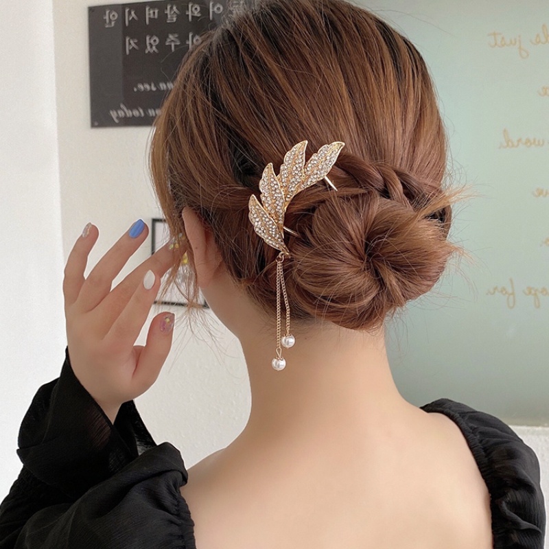 Kẹp Tóc Hình Cánh Thiên Thần Đính Đá Phối Tua Rua Thời Trang