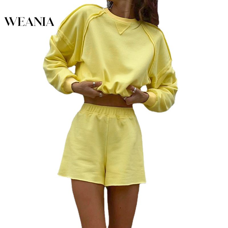 Bộ Áo Sweater Dài Tay + Quần Short Xinh Xắn Dành Cho Nữ