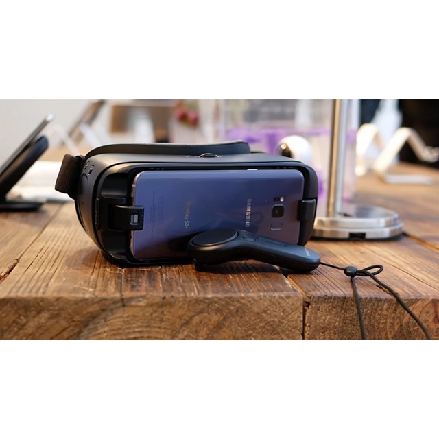 Kính thực tế ảo  Samsung Gear VR3 - R325  Hàng chính hãng