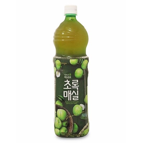 Nước Giải Khát WoongJin Mận Xanh Chai 1.5 L - Nhập Khẩu Hàn Quốc
