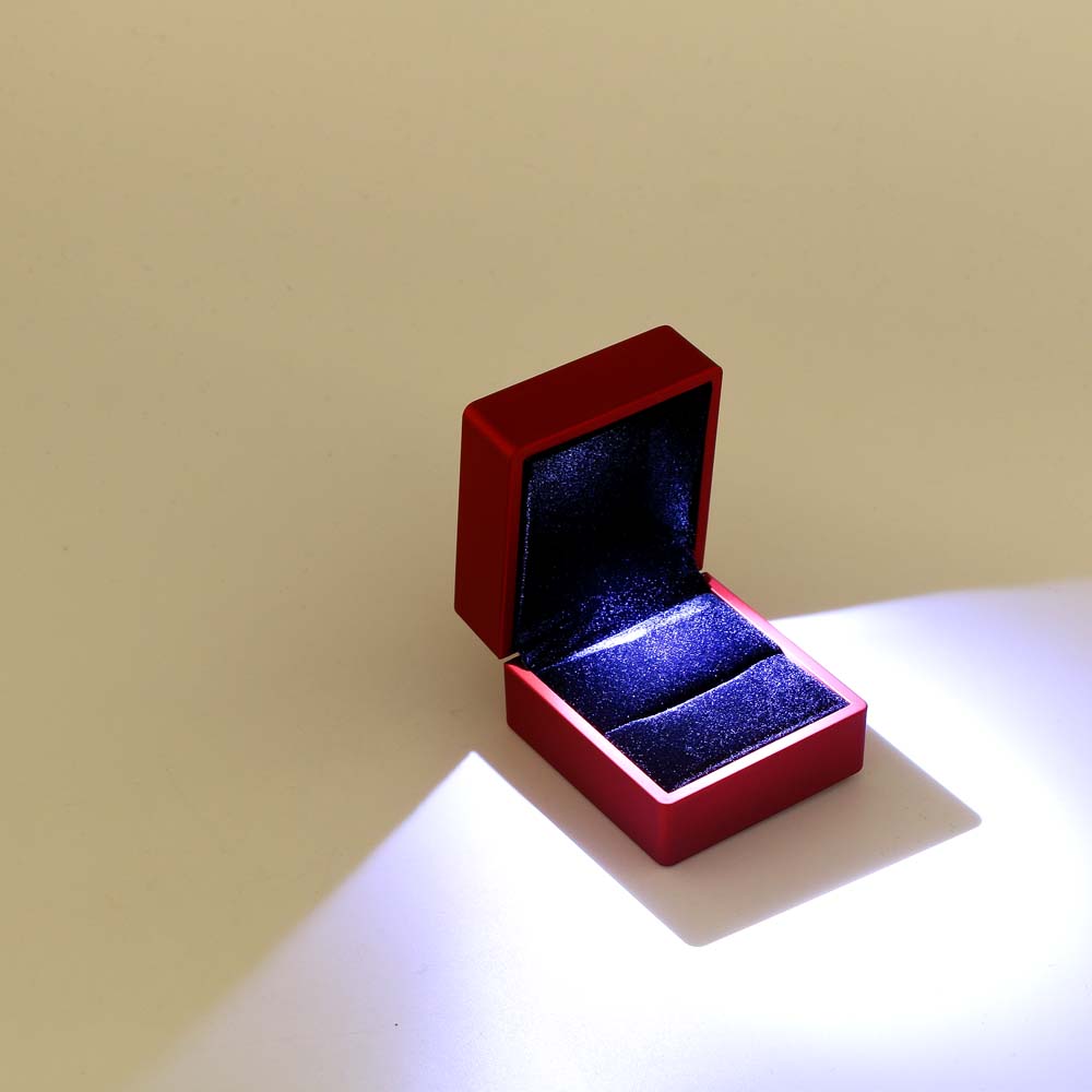 Hộp đựng trang sức có đèn LED sáng tạo tiện dụng