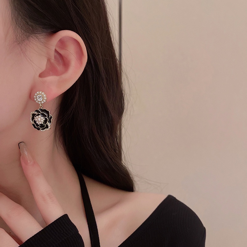 Khuyên Tai Ngọc Trai Hình Hoa Trà Cao Cấp Sang Trọng Thời Trang 2022 Dành Cho Nữ