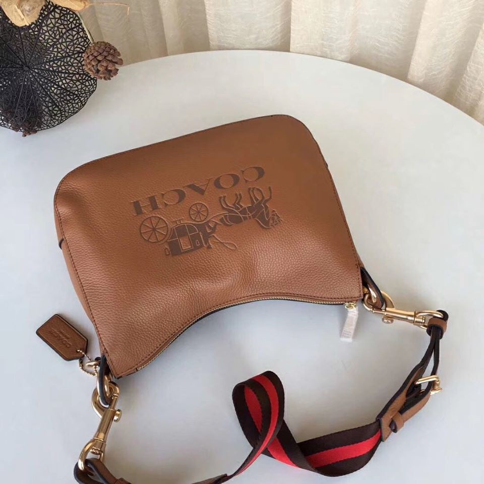 TÚI COACH THUYỀN HOBO JES code: F72702