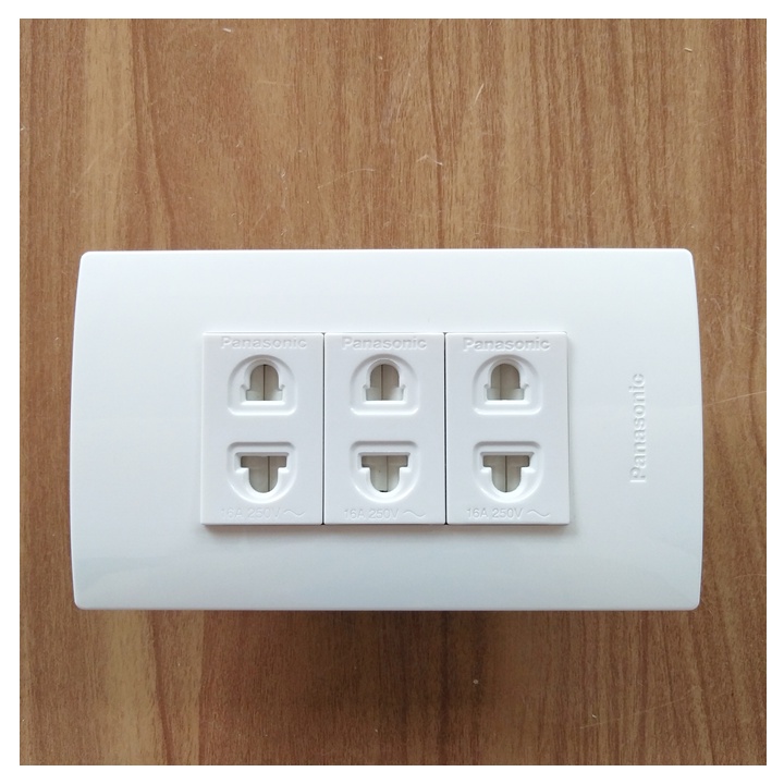 Ổ cắm 16A 250V Panasonic - Dòng Halumeie Chính hãng