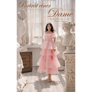 MADDY HATES ROSE - Đầm thiết kế màu hồng chất organza dáng xòe xếp tầng thêu dáng dài - Đầm tiệc cưới màu hồng