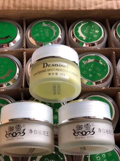 Kem Vỗ Bong Cho Da Nám Dr Snow