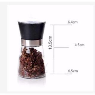 Dụng cụ xay tiêu cầm tay