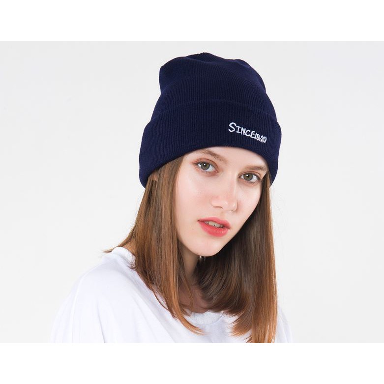 Mũ len phong cách Châu âu chữ thêu Hot 2019