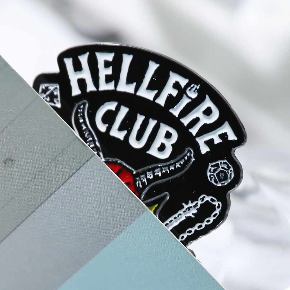 Pin cài áo Stranger Things Drama Series - GC518