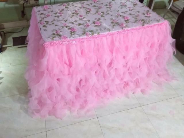 Khăn quây bàn tiệc - ib mẫu