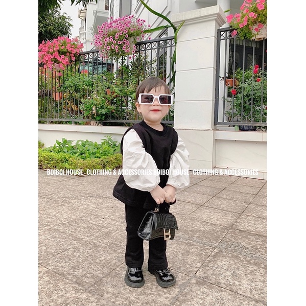 Kính chống UV cực xịn cho bé