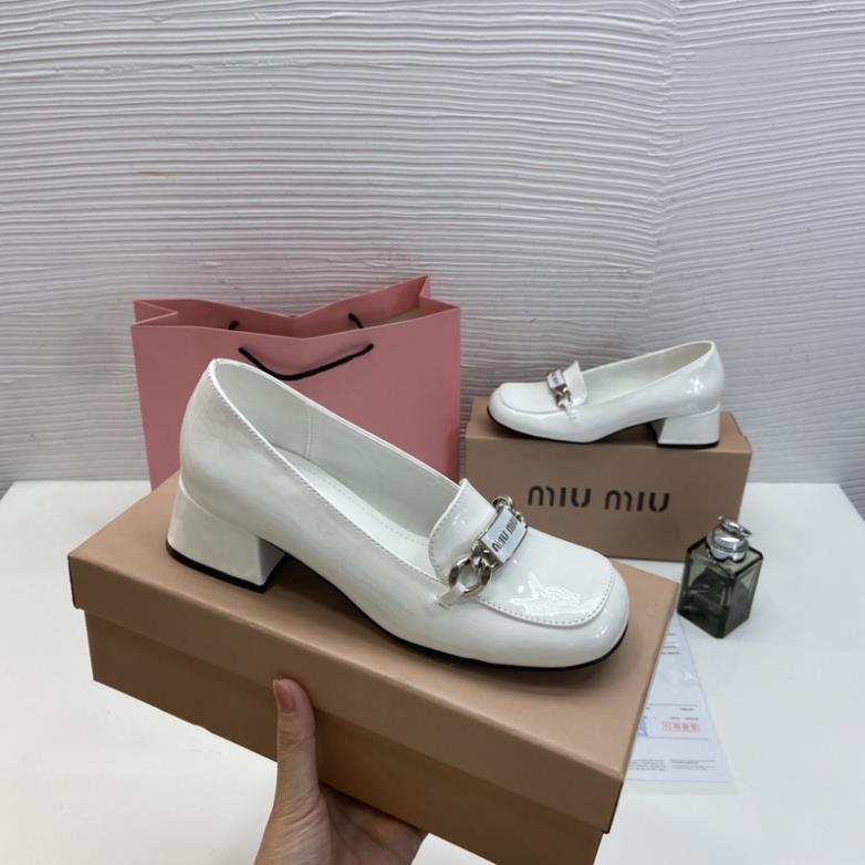 Giầy Bệt Miumiu 2 Màu Trắng Đen Full Size 35-39