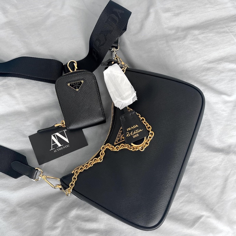 Túi Xách P RA DA Chất Da Xước Sz22cm