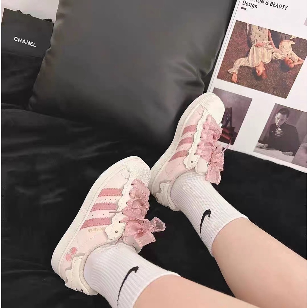 Giày Thể Thao Nam Nữ adidas vỏ Sò Disnep Phiên Bản Giới hạn Siêu Cute, Siêu Đẹp, Siêu cá tính