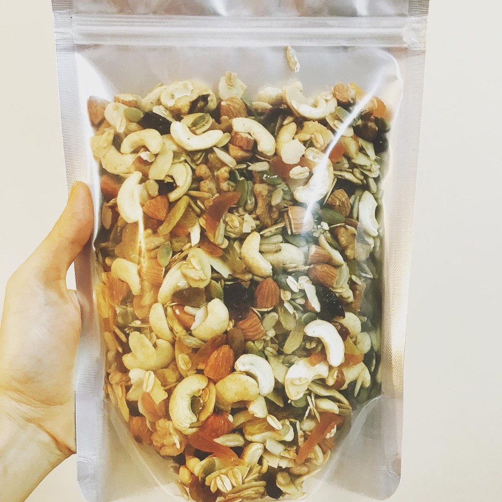 Ngũ cốc ăn kiêng không đường Granola SIÊU HẠT 500g vị mật ong, cacao | BigBuy360 - bigbuy360.vn
