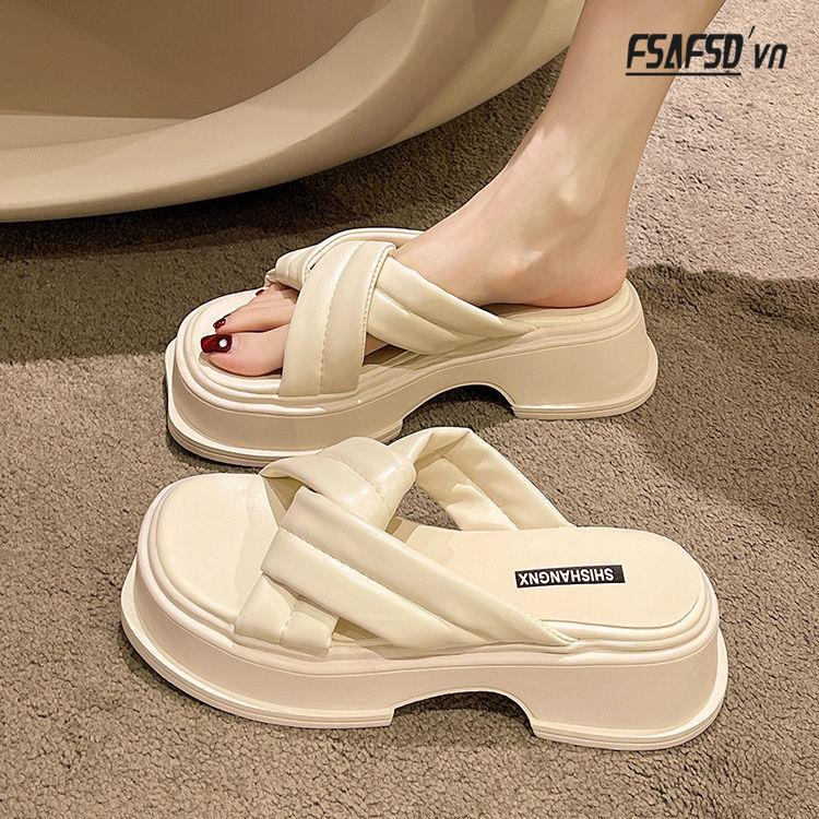 Dép Đế Dày Hở Ngón Chống Trượt Thiết Kế Mới Thời Trang Mùa Hè Dành Cho Nữ 2022