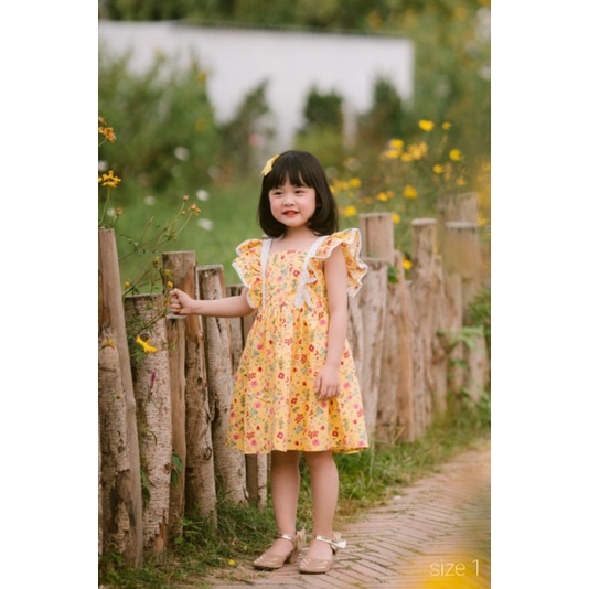 Váy vàng hoa June With Love cho bé