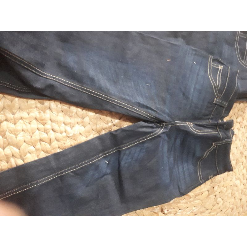 Quần jean bé trai