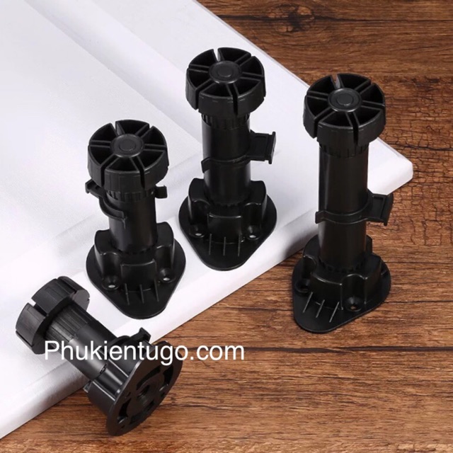 Chân nhựa tủ bếp gỗ
