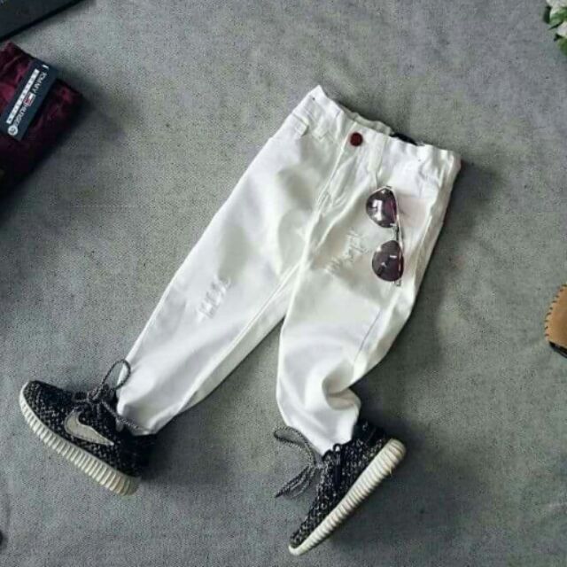 Quần kaki rách công tử