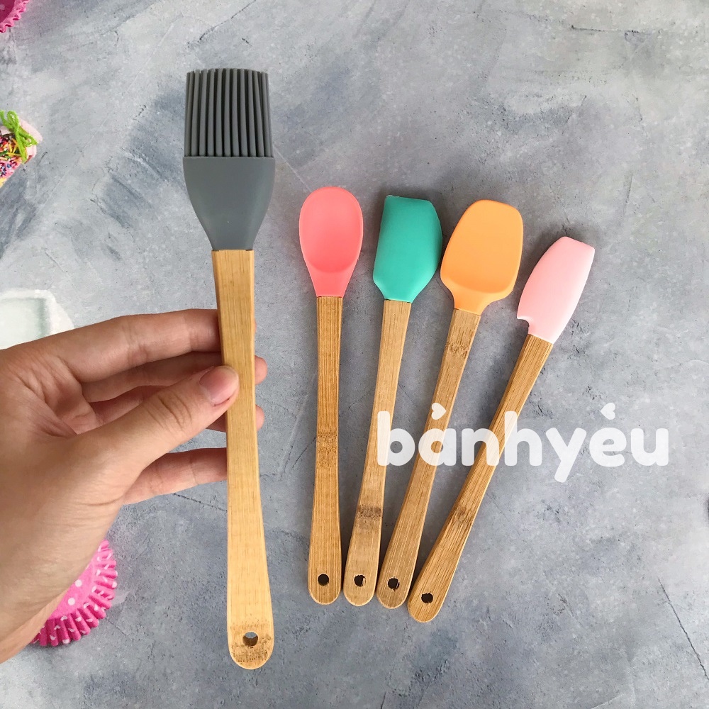 Bộ Dụng Cụ Làm Bánh 5 Món Mini Cán Gỗ Cao Cấp