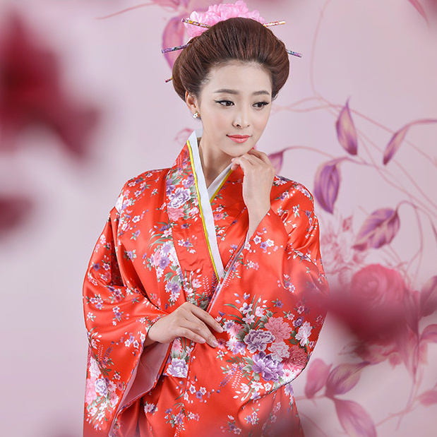 Kimono yukata hoa đào, hàng về sau 10 ngày.