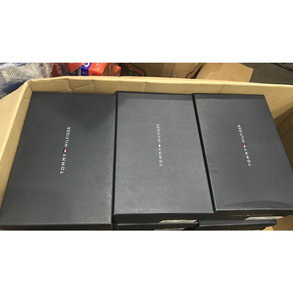 Giày sneaker Tommy Hilfiger nhiều mẫu mã của nam và nữ