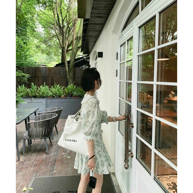 ĐẦM HOA XANH MÙA HÈ