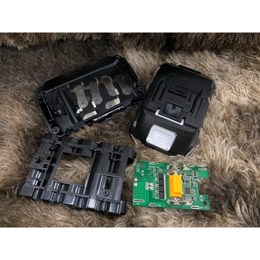 Vỏ mạch Makita 5s-1p 18V 4AH cell 21700 , Led báo pin, nhận sạc zin. BN.