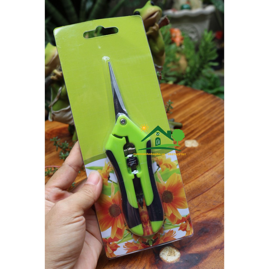 Kéo Mũi Nhọn - cắt tỉa cành có nút khoá mở rất êm tay. Chất liệu thép không gỉ, Stainless Steel.