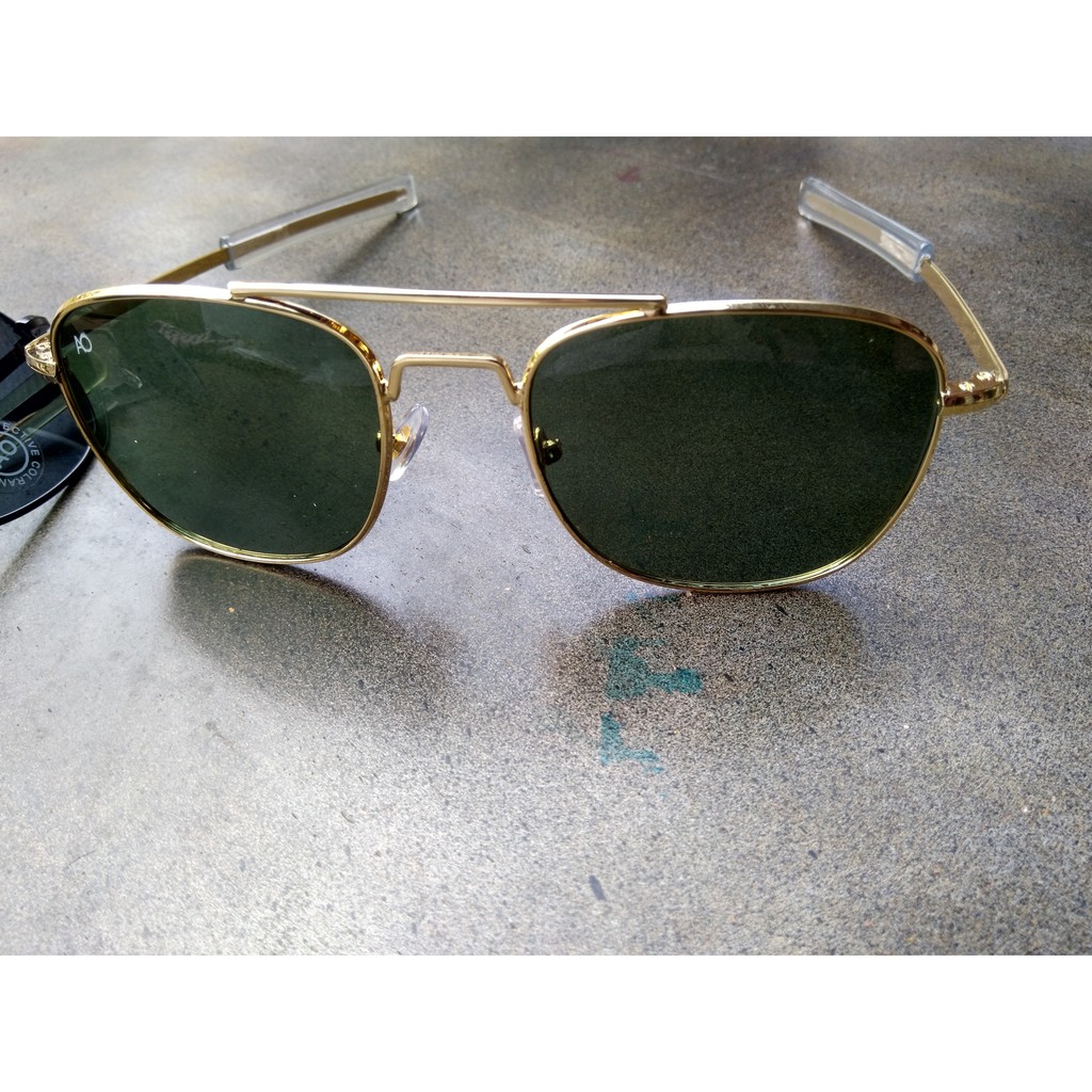 KÍNH CƠN  UNISEX TRÒNG UV