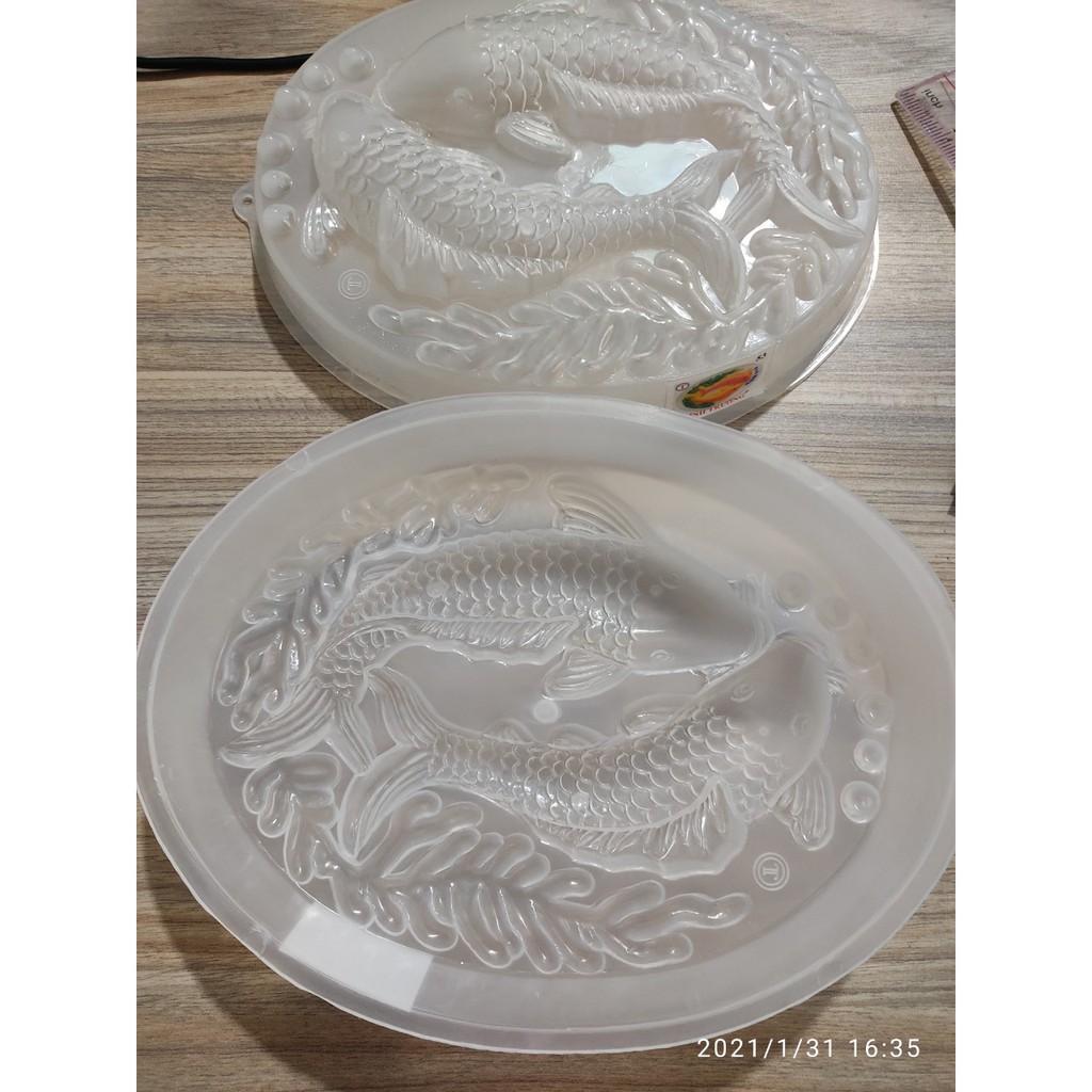 KHUÔN RAU CÂU OVAL NHỰA VĨNH TƯỜNG HÌNH 2 CÁ CHÉP 20 CM x 15.5 CM