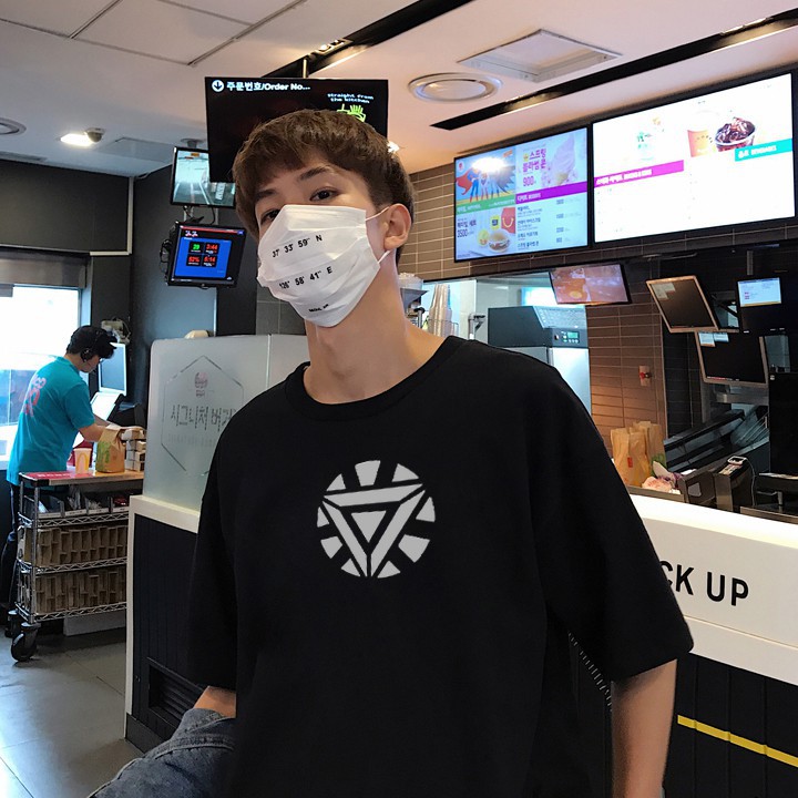 Áo thun tay lỡ UNISEX PHẢN QUANG LÒ HỒ QUANG IRON MAN, áo phông nam nữ basic tee màu đen | BigBuy360 - bigbuy360.vn