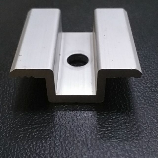 Kẹp giữa cho tấm pin mặt trời