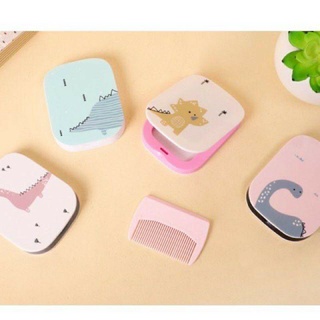 Bộ gương lược nhựa mini bỏ túi nhiều hình vuông tròn kèm lược