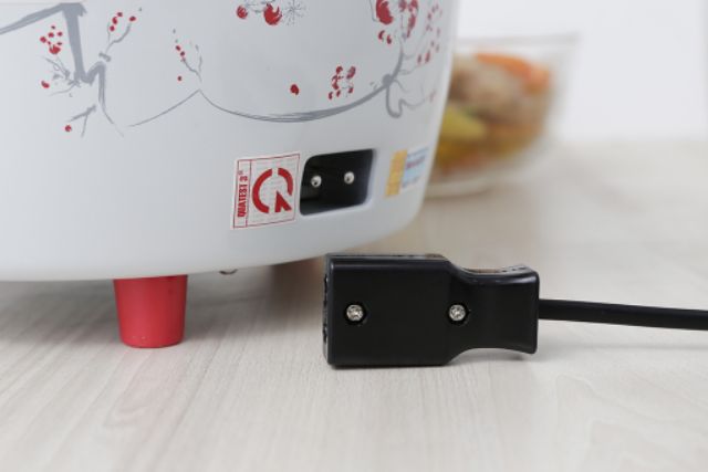 Nồi cơm điện Sharp 1l5 (Hàng nhập Thái Lan mới 100%) | BigBuy360 - bigbuy360.vn