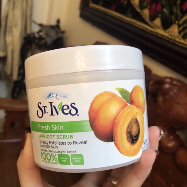 Follow 25/10 Hủ Kem Tẩy Tế Bào Chết St.Ives Fresh Skin Apricot Scrub 283gr