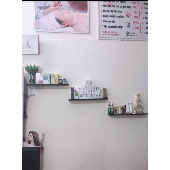 ( Thanh Lý xả kho ) kệ treo tường trang trí tại xưởng kèm phụ kiện