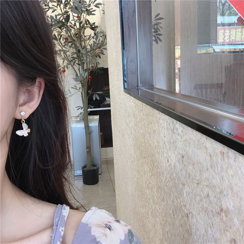 Khuyên Tai Hình Bướm Đính Đá Xinh Xắn Cho Nữ