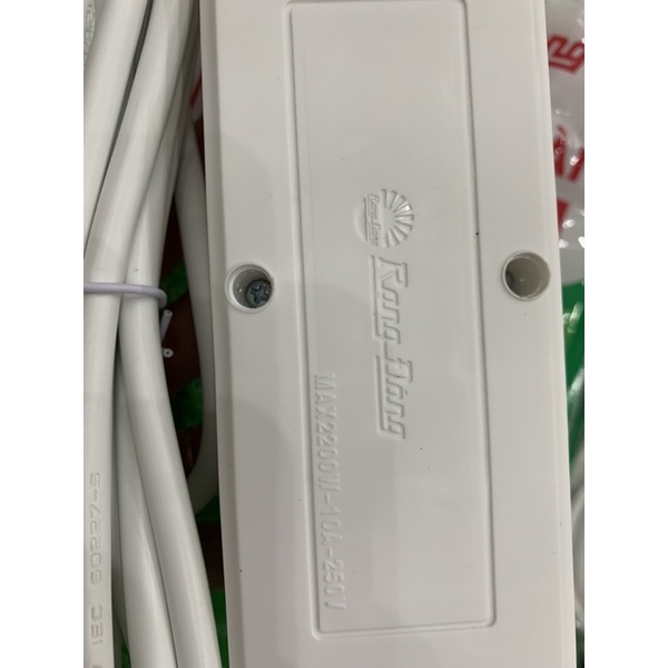 Ổ cắm 3 lỗ Rạng Đông dây 3m và 5m