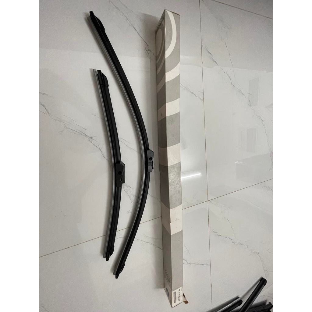 CẶP CHỔI GẠT MƯA BMW  xe BMW - F10 F11- F18_ 61612163749