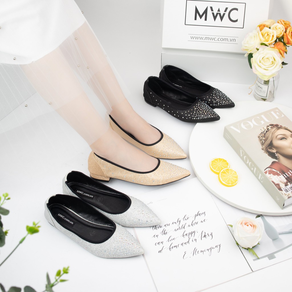 Giày búp bê nữ mũi nhọn đính đá MWC NUBB- 2203 | BigBuy360 - bigbuy360.vn