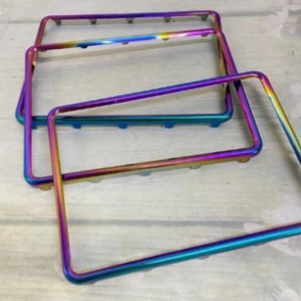 Ốp viền biển số xe titan/vàng ( Phù hợp với mọi loại xe máy, xe đạp điện )