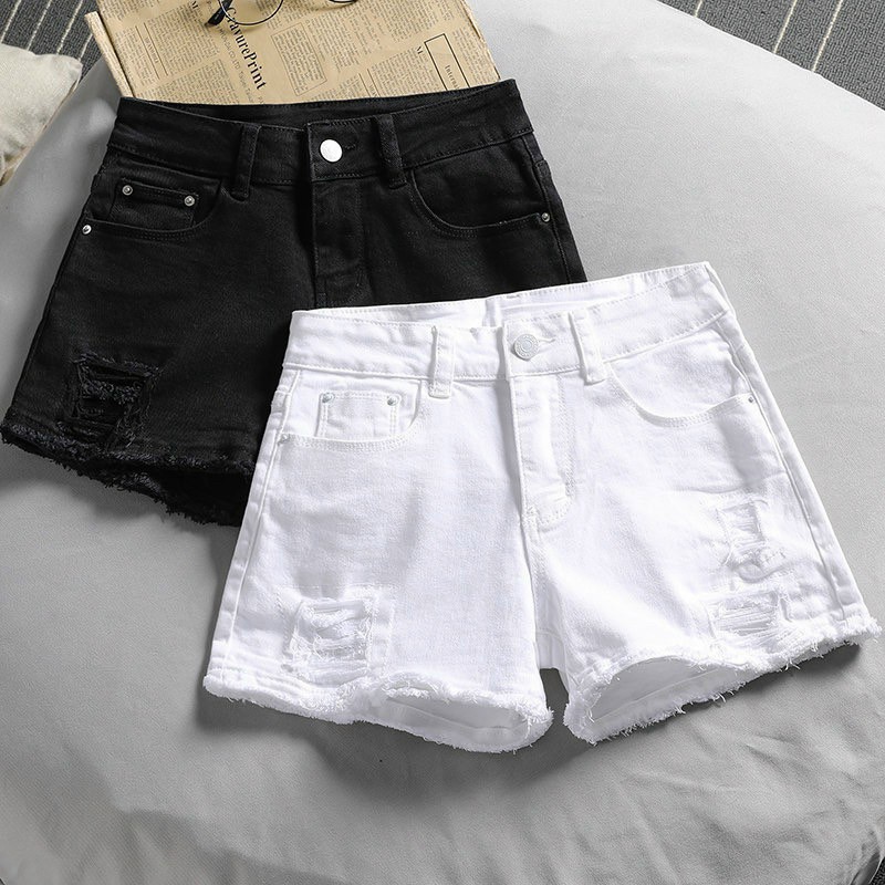 Quần Kaki Short Có Hai Túi Kèm Kẻ Tua Hottrend TTSLA0825