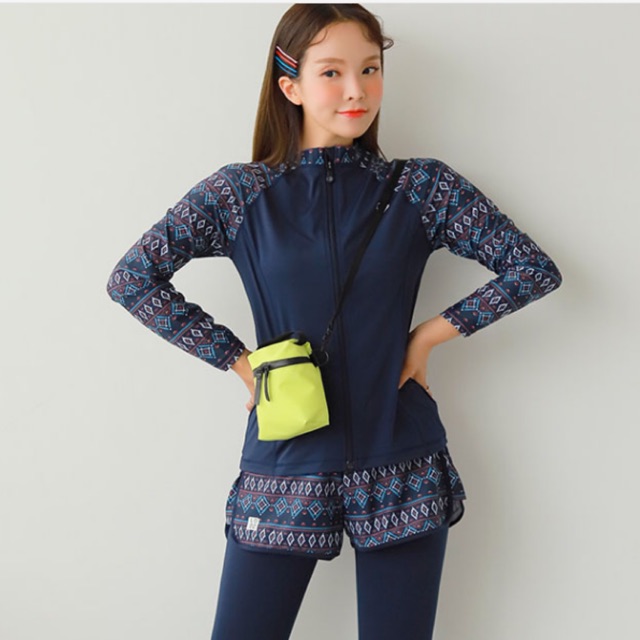 Siu phẩm có sẵn mẫu đồ bơi 4 mảnh có size 2xl, chất mịn mềm mát
